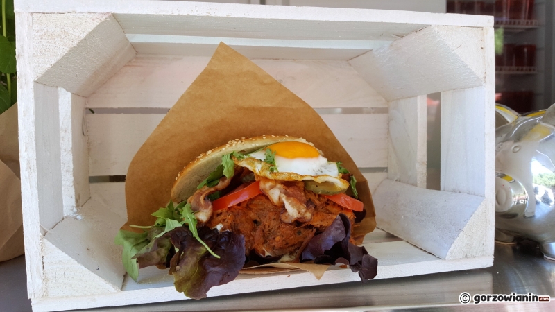 14/19 Food Trucki na Placu Grunwaldzkim