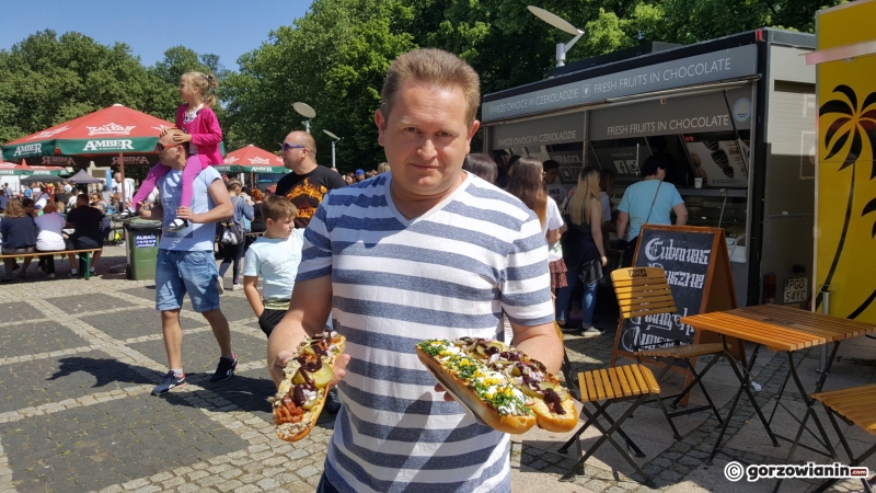 15/19 Food Trucki na Placu Grunwaldzkim