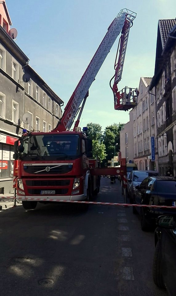 7/8 Zawalenie części dachu przy Garbary