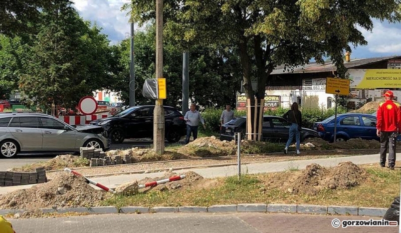 1/2 Zderzenie mercedesa i audi