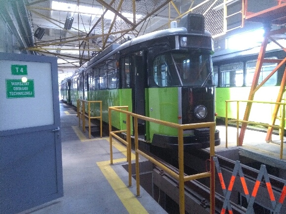 12/14 Helmuty przechodzą lifting