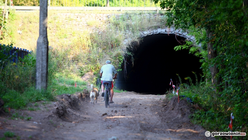 8/11 Budowa ścieżki nad Kłodawką