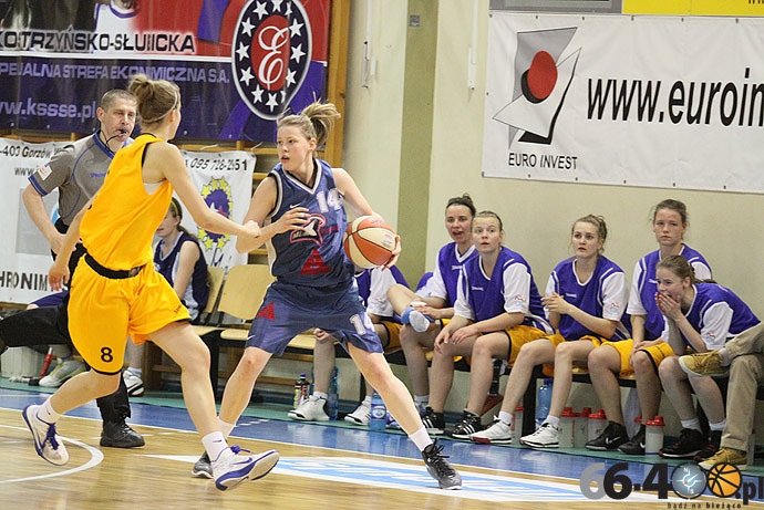 3/60 Drugi dzień rozgrywek Mistrzostw Polski U18 w koszykówce kobiet