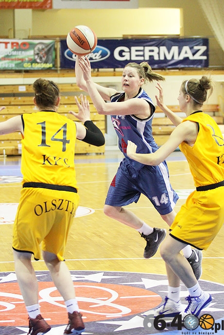 5/60 Drugi dzień rozgrywek Mistrzostw Polski U18 w koszykówce kobiet