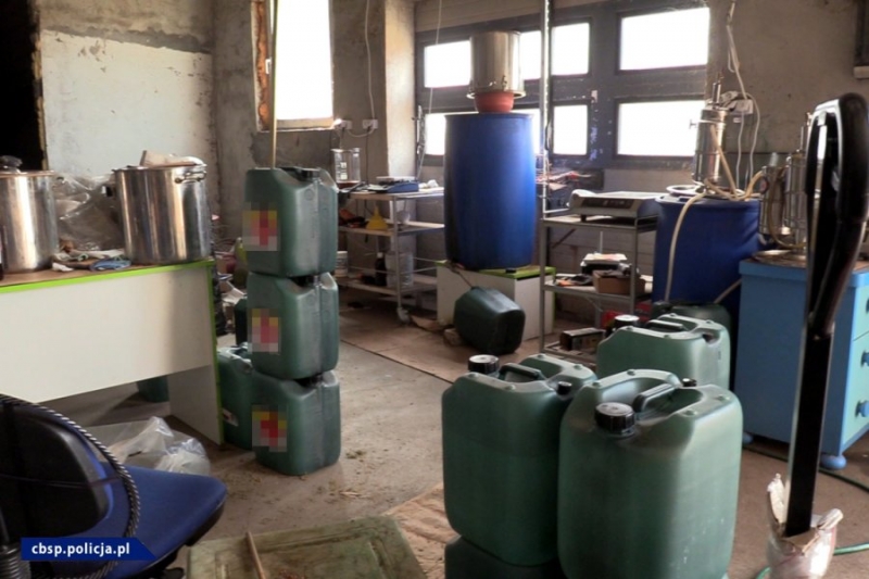 5/16 CBŚP zlikwidowało nielegalne laboratorium