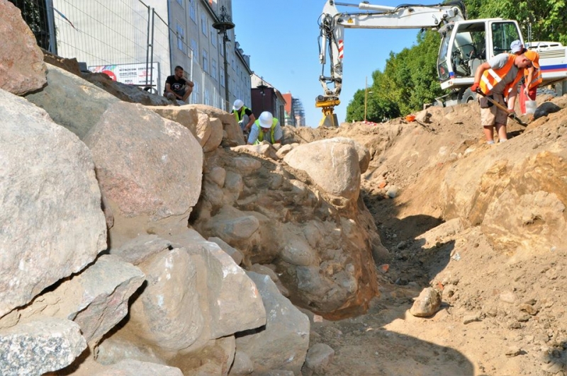 7/12 Szczątki bramy santockiej w Gorzowie