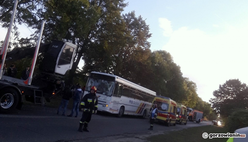 1/5 Wypadek autobusu komunikacji zastępczej