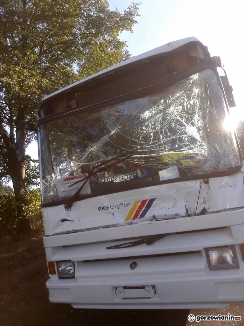 4/5 Wypadek autobusu komunikacji zastępczej
