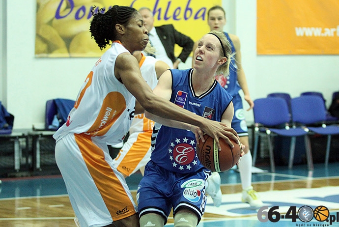 19/43 Artego Bydgoszcz - KSSSE AZS PWSZ Gorzów 51:100