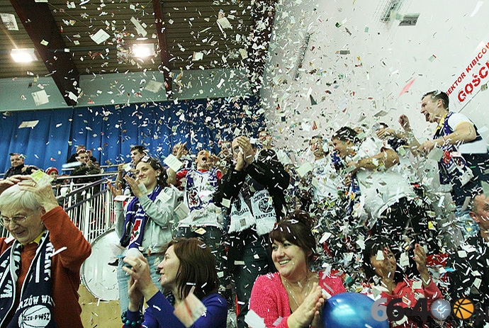 40/43 Artego Bydgoszcz - KSSSE AZS PWSZ Gorzów 51:100