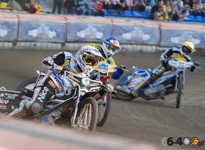 17/30 Caelum Stal Gorzów - Unibax Toruń 52:38