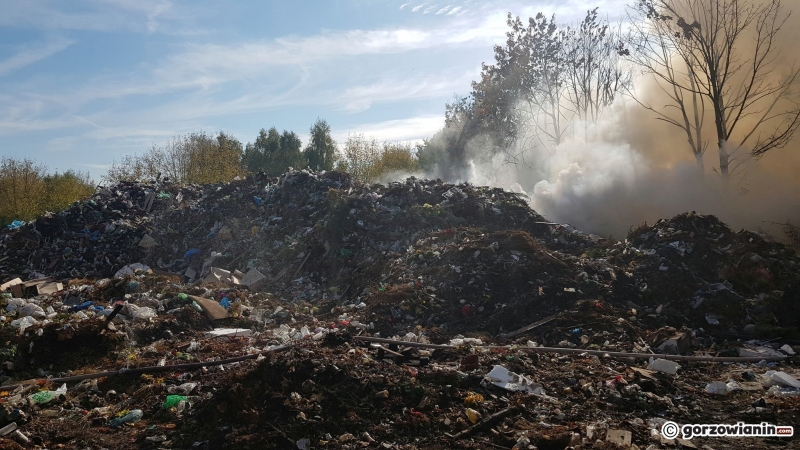 4/5 Pożar składowiska przy cmentarzu