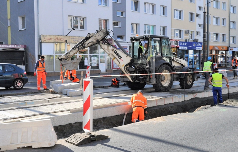 5/6 Postęp prac na Sikorskiego