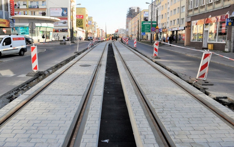 6/6 Postęp prac na Sikorskiego
