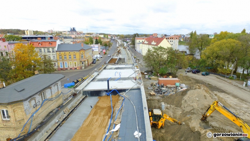 5/8 Prace na estakadzie kolejowej