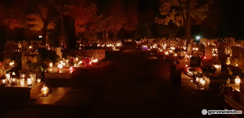 10/10 Wieczór na gorzowskim cmentarzu