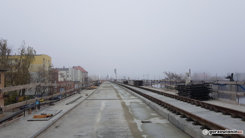 4/16 Prace na estakadzie na ukończeniu