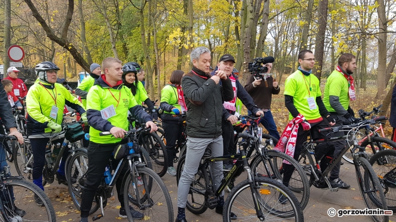 3/15 Biało-czerwona masa rowerowa