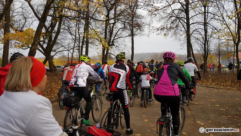 6/15 Biało-czerwona masa rowerowa