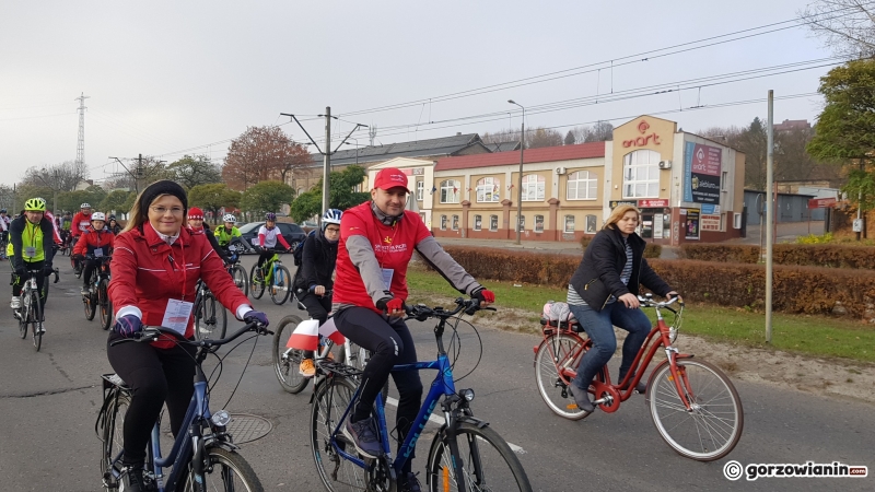7/15 Biało-czerwona masa rowerowa