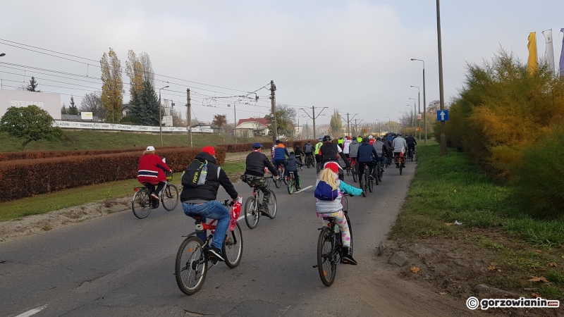 9/15 Biało-czerwona masa rowerowa