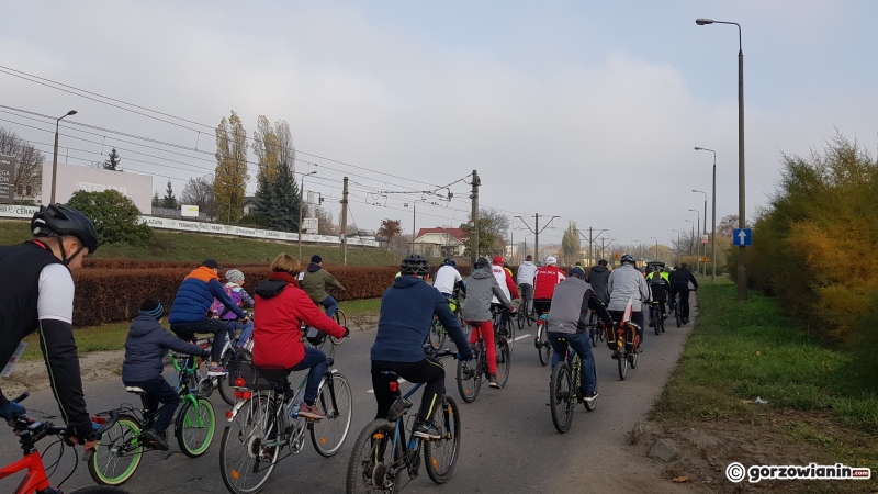 11/15 Biało-czerwona masa rowerowa