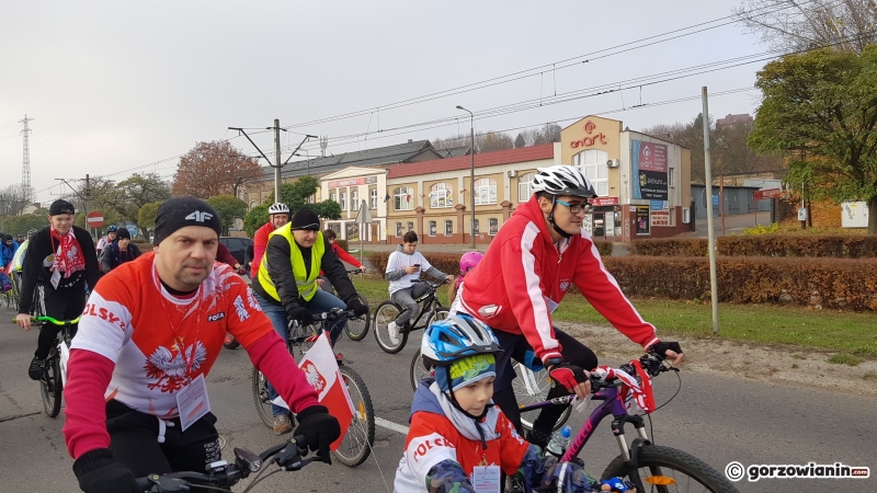 12/15 Biało-czerwona masa rowerowa