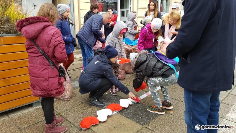 15/24 Biało-czerwone serca na Chrobrego