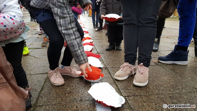 18/24 Biało-czerwone serca na Chrobrego