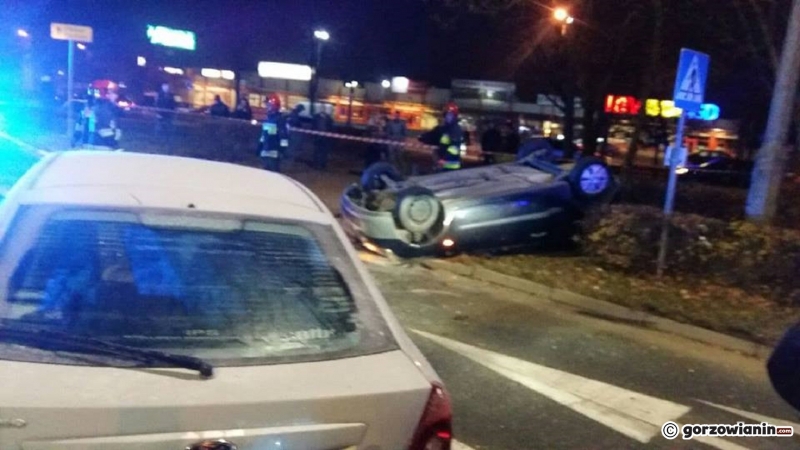 2/7 Wypadek i dachowanie na rondzie Myśliborskim