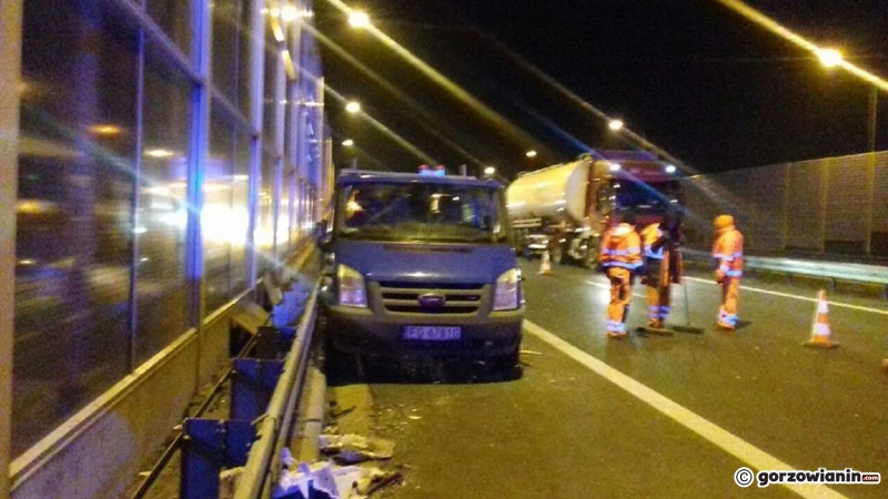10/10 Zderzenie busa i ciężarówki na S3