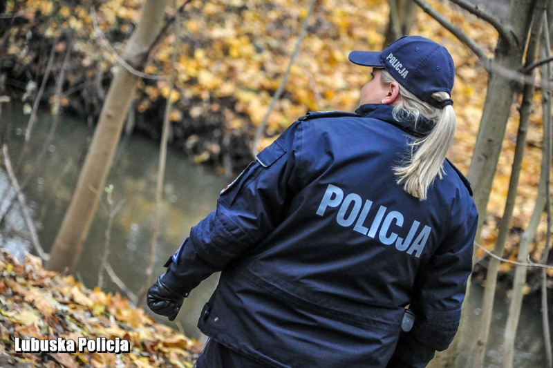 6/9 Pomagają bezdomnym