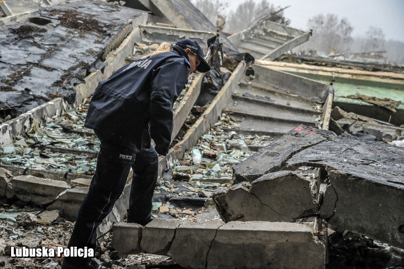 7/9 Pomagają bezdomnym