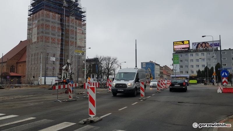 5/21 Rozkopane skrzyżowanie Sikorskiego-Chrobrego