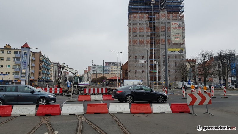 12/21 Rozkopane skrzyżowanie Sikorskiego-Chrobrego
