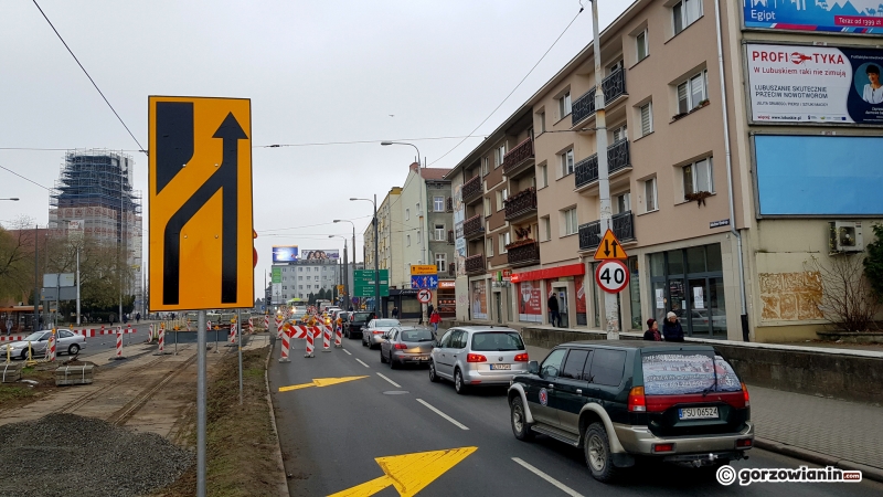 19/21 Rozkopane skrzyżowanie Sikorskiego-Chrobrego