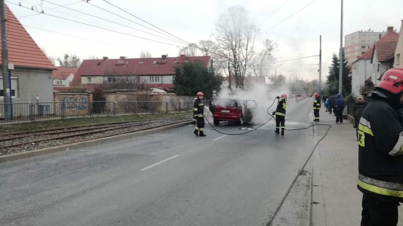 3/9 Pożar samochodu