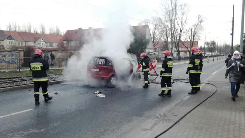 7/9 Pożar samochodu