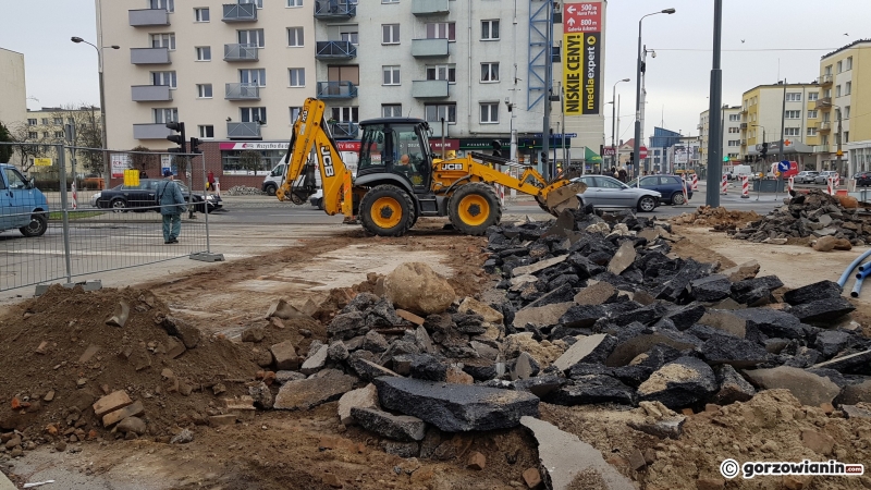 12/15 Remont na głównym skrzyżowaniu