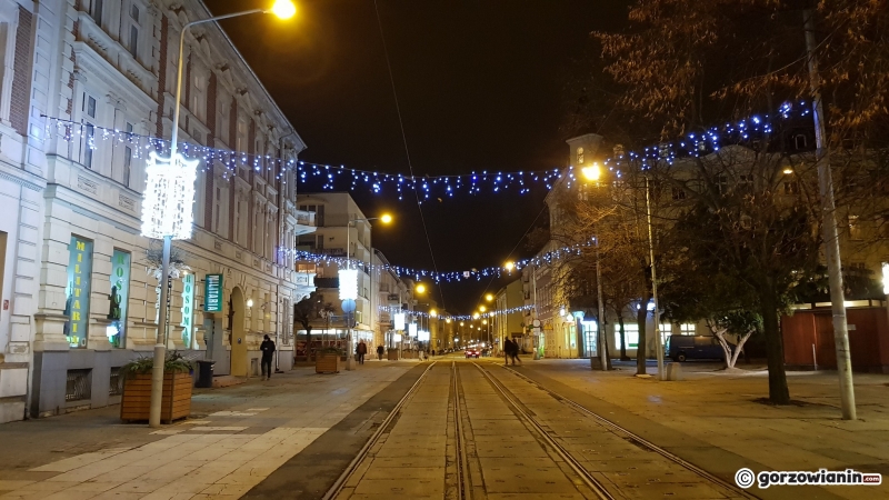 10/11 Iluminacje na Kwadracie 