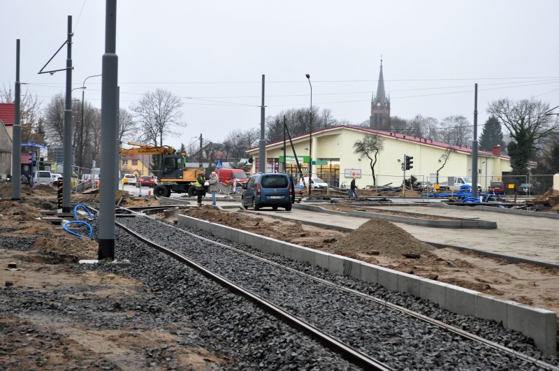 13/14 Wylewany asfalt na Kostrzyńskiej