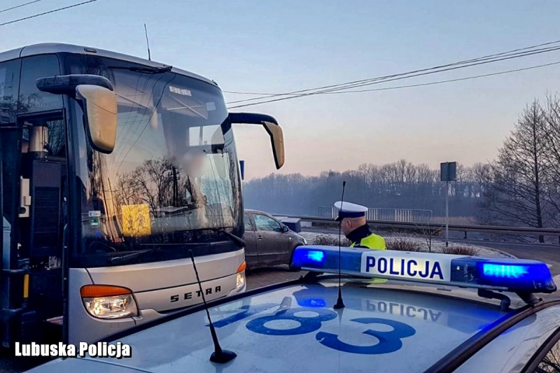 8/8 Kontrole autobusów