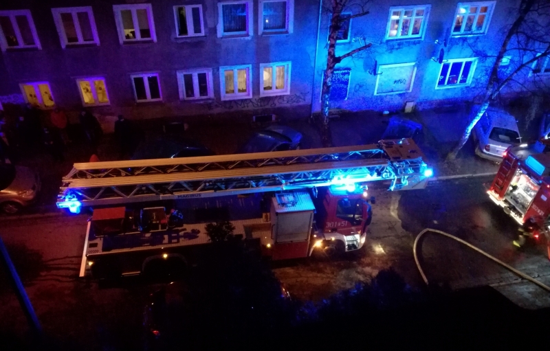 6/7 Pożar mieszkania na Placu Słonecznym