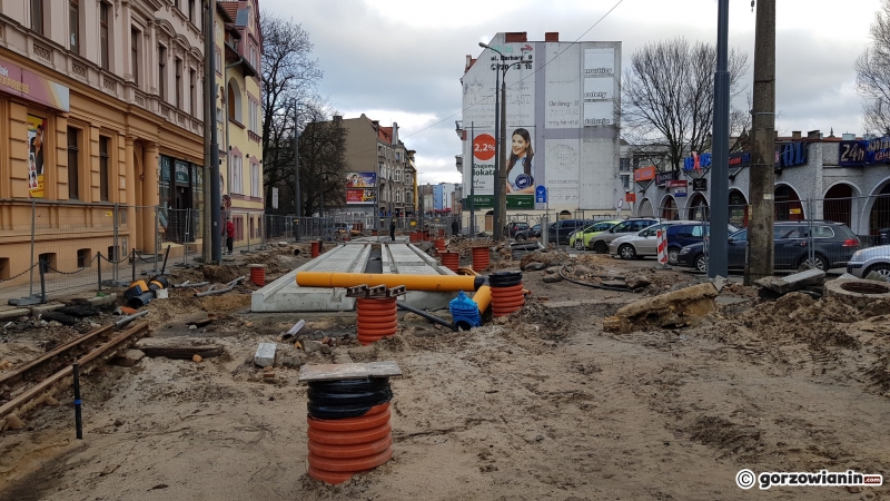 10/15 Prace przy Sikorskiego