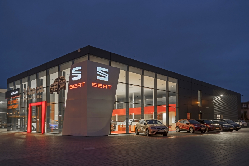 3/4 Krotoski-Cichy  Salon Seata