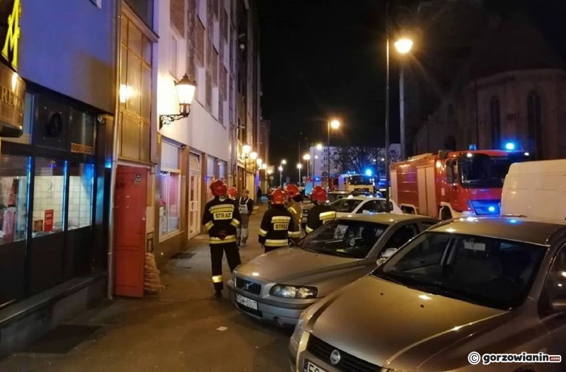 5/5 Akcja straży pożarnej przy ul. Oboryckiej