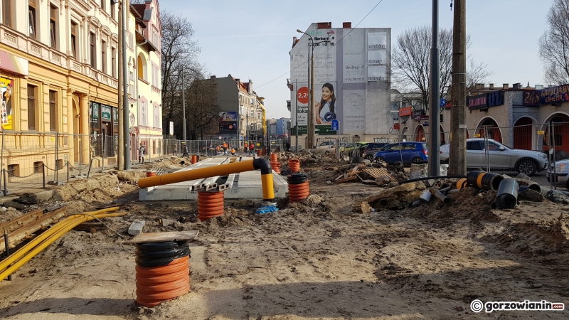 11/17 Prace na Sikorskiego: Dworcowa-Młyńska