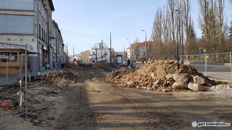 16/17 Prace na Sikorskiego: Dworcowa-Młyńska