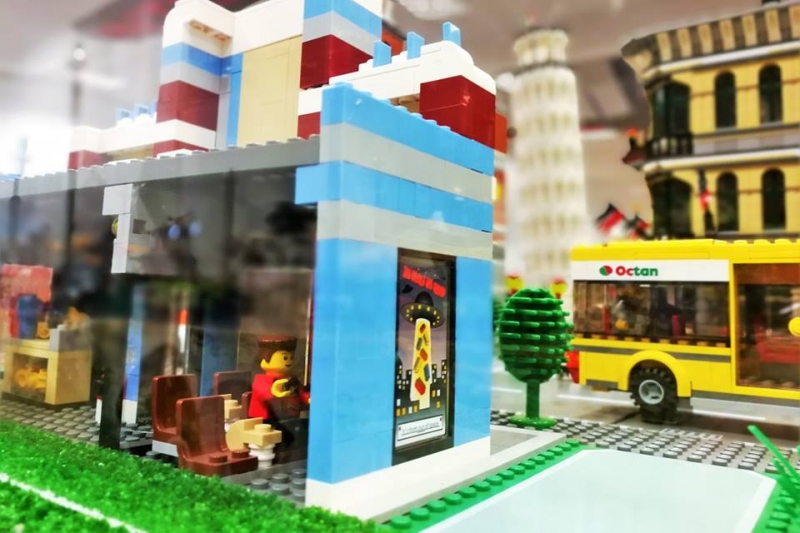 8/17 Wystawa budowli z klocków lego