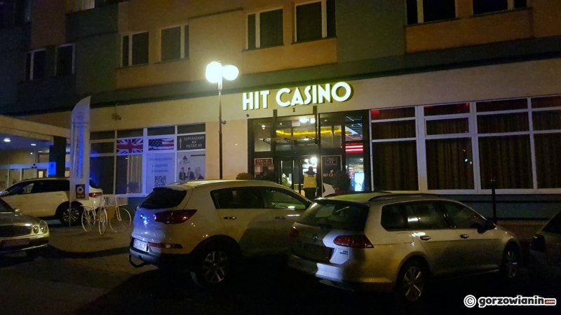 7/7 Policyjna akcja w kasynie